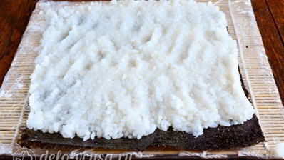 роллы с огурцом, курицей и тофу