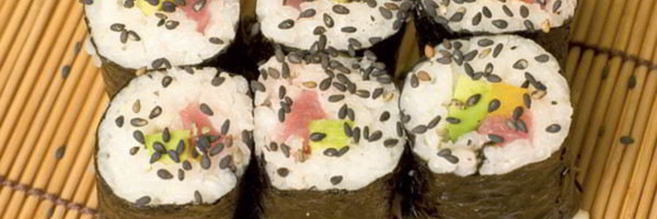 Роллы с тунцом и овощами