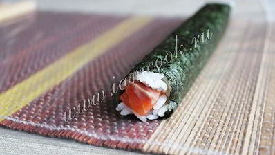 роллы сяке маки