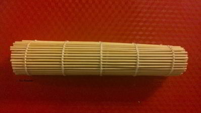 сладкие блинные роллы три вкуса с соусами