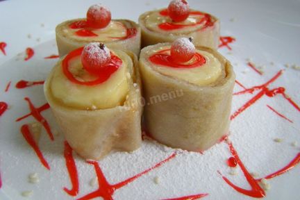 Сладкие суши роллы с бананами