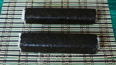 запеченные роллы с лососем