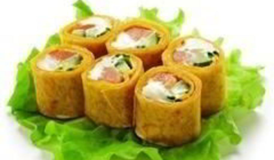 Рецепт запеченных роллов с лососевой начинкой