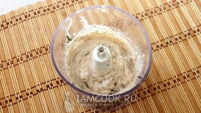 блинные рулетики с селедкой