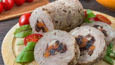 индюшиный рулет с сухофруктами