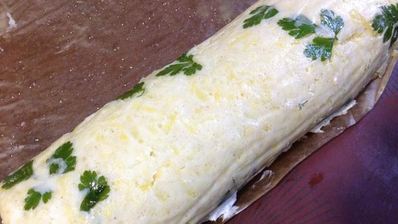 кабачковый рулет с творожной начинкой