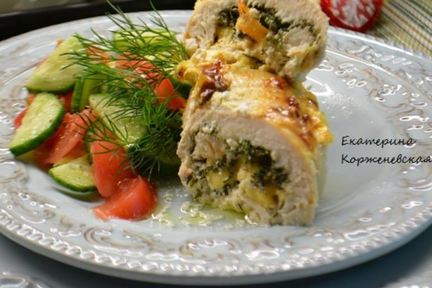 Куриные рулетики с креветками и сыром