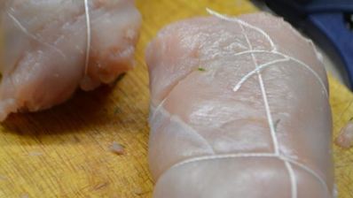 куриные рулетики с креветками и сыром