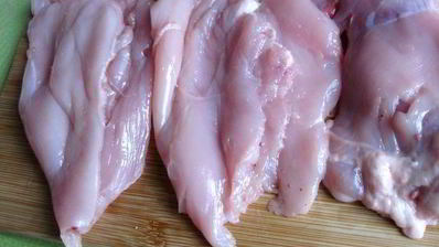 куриные рулетики с сырным соусом