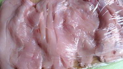 куриные рулетики с сырным соусом