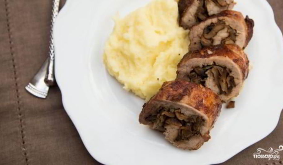 Рецепт мясного рулета с грибами