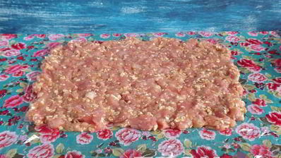 мясной рулет с яйцом и морковью