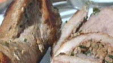 мясные рулетики с ореховой начинкой