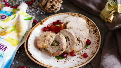 мясные рулетики с сыром и зеленью