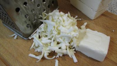 праздничный сырный рулет с курицей