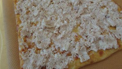 праздничный сырный рулет с курицей