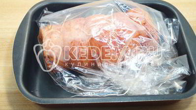 рулет из индейки с беконом