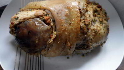 рулет из индейки с вялеными томатами