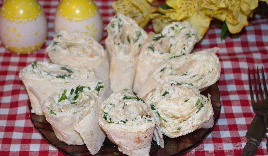 Рецепт рулета из лаваша с брынзой