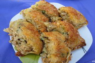 Рулет из лаваша с яйцом и сыром