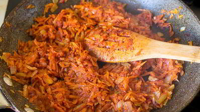 рулет из свинины с морковью