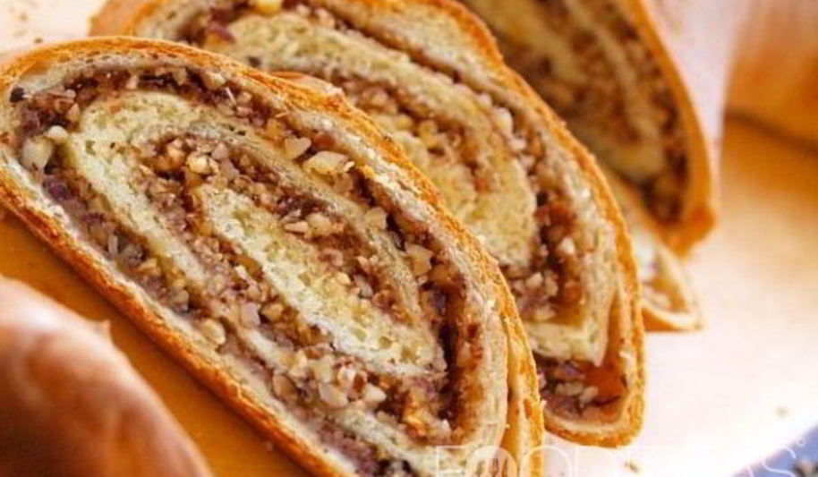 Рецепт рулета с орехами