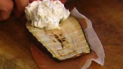 рулетики из баклажанов и ветчины с творожной начинкой