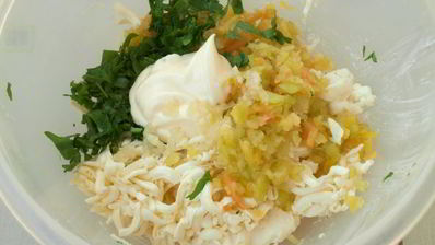 рулетики из баклажанов с плавленым сыром и болгарским перцем