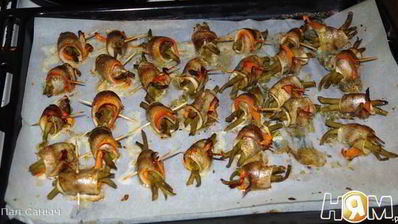 рулетики из филе речного окуня с зеленым пюре