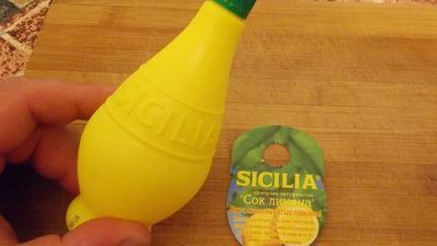 рулетики из филе речного окуня с зеленым пюре