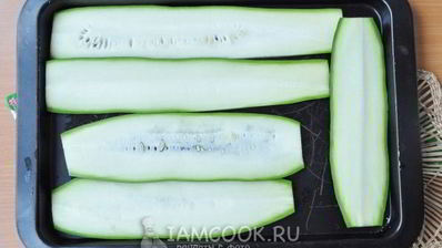 рулетики из кабачка с куриной грудкой в мультиварке