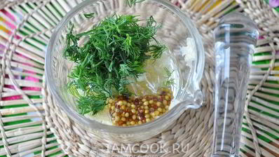 рулетики из кабачка с куриной грудкой в мультиварке