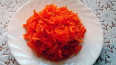 рулетики из кабачков с морковно-сырной начинкой