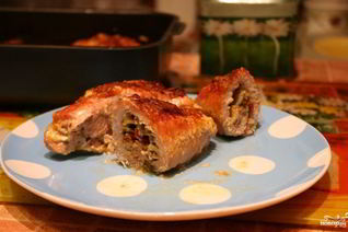 Рулетики из мяса в духовке