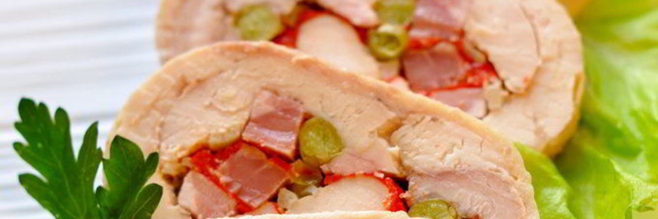 Руляда из курицы с болгарским перцем