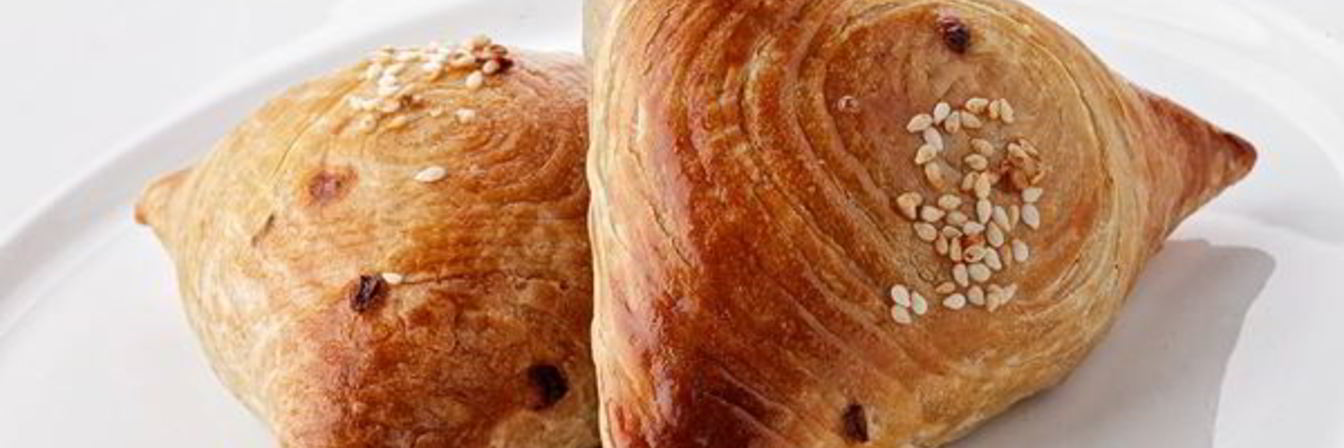 Хрустящая и сочная самса с бараниной