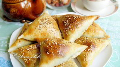 самса с брынзой и зеленью