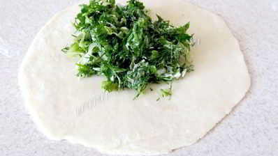 самса с брынзой и зеленью