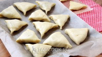 самса с картофелем и сыром