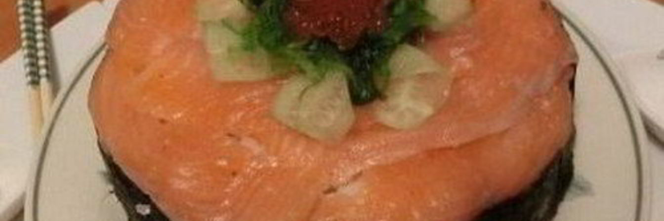 Праздничный суши-торт с креветками