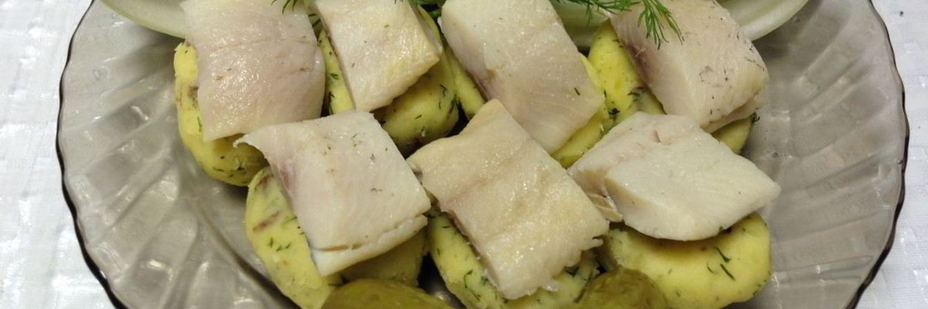 Суши из селедки и картофеля