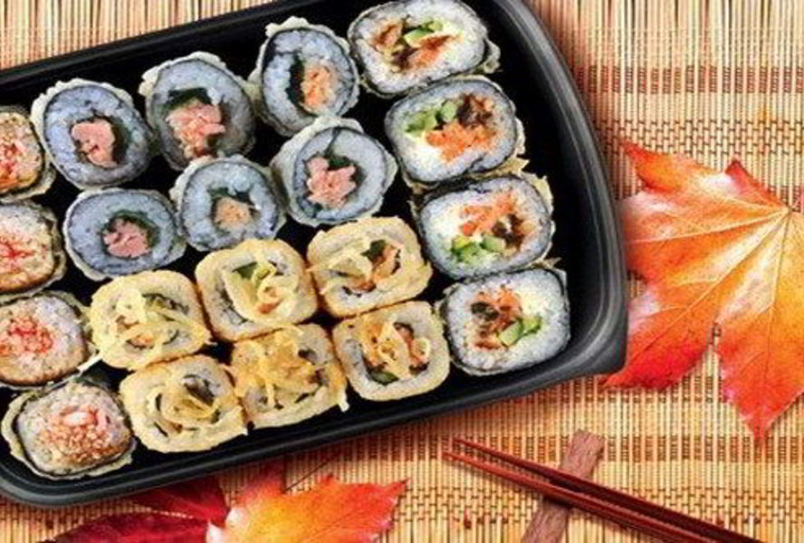 Суши с угрем и авокадо