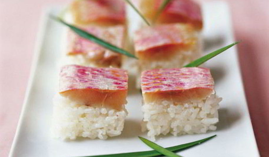 Рецепт суш со средиземноморской султанкой