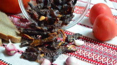 вяленое куриное мясо в сушилке