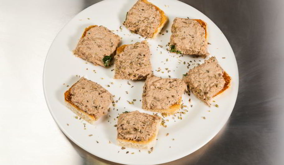 Рецепт открытого сэндвича с тунцом