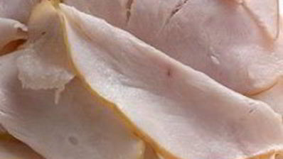 сэндвич с индейкой, листовым салатом и помидором