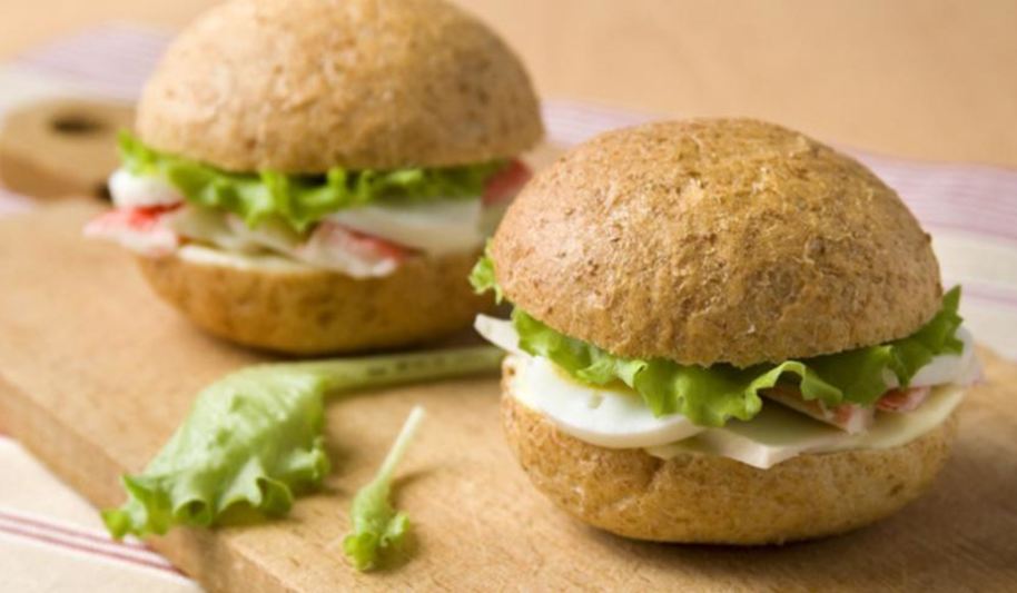 Рецепт сэндвича с крабовыми палочками