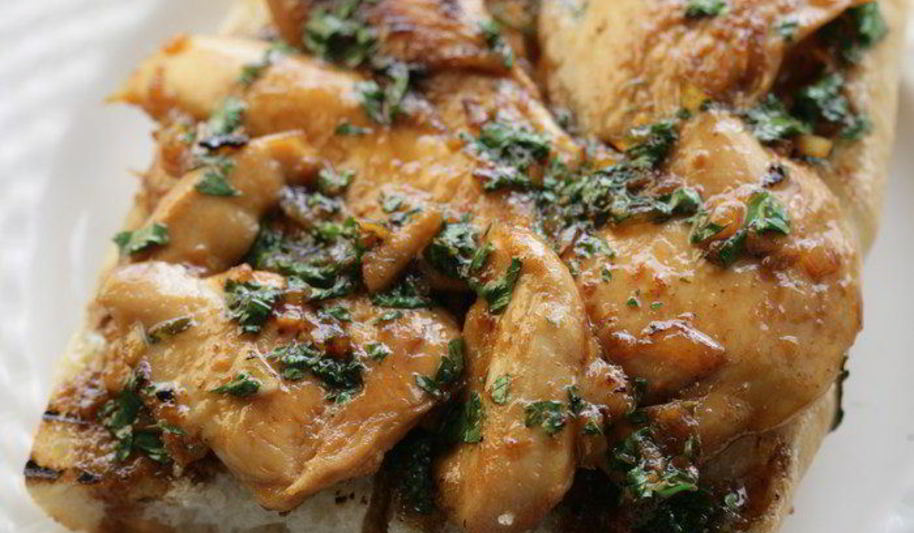 Рецепт сэндвича с курицей в арахисовом соусе