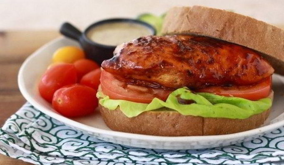 Рецепт сэндвича с курицей в меде