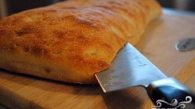 сэндвич с рыбой и соусом